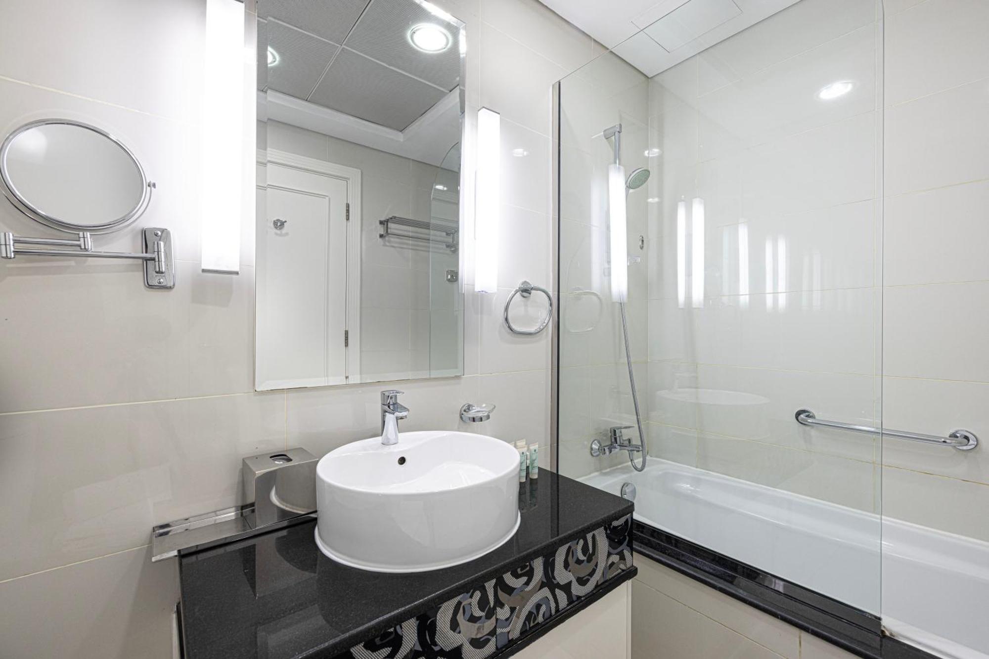 Damac Maison Mall Street 2 Bedroom Deluxe Upgraded With 1 Minute Walk To Mall Apartment